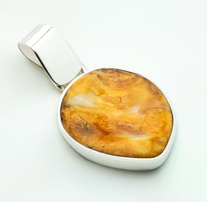 Bernstein Anhänger mit Silber 925