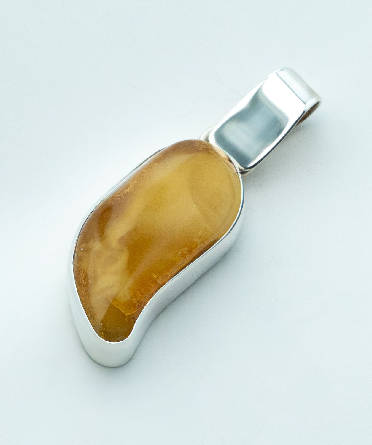 Bernstein Anhänger mit Silber 925