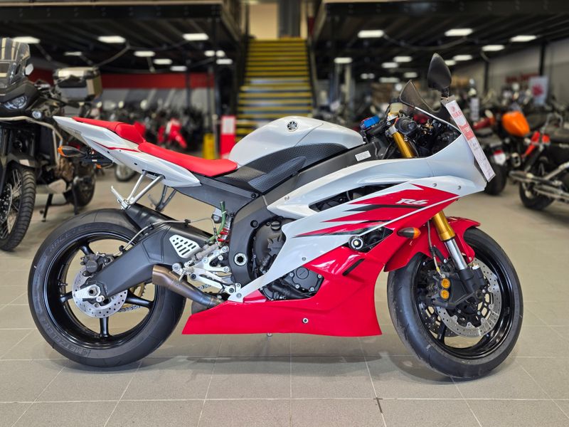 Yamaha YZF-R6