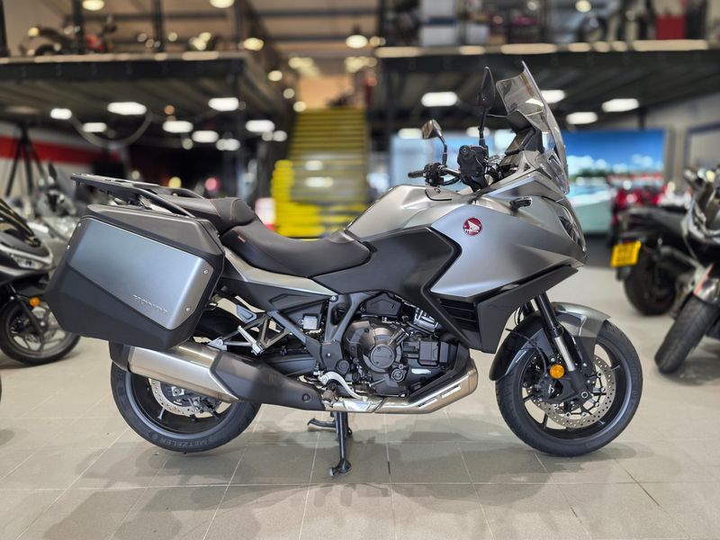 Honda NT1100