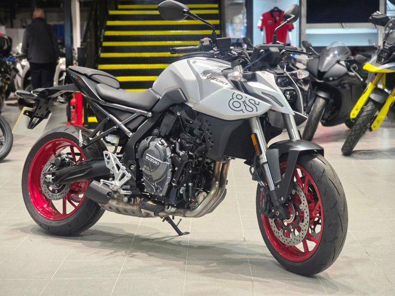 Suzuki GSX8S Suzuki GSX8S