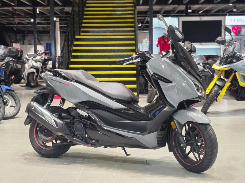 Honda NSS300 Forza Honda NSS300 Forza