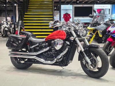 Suzuki VZ800 Intruder