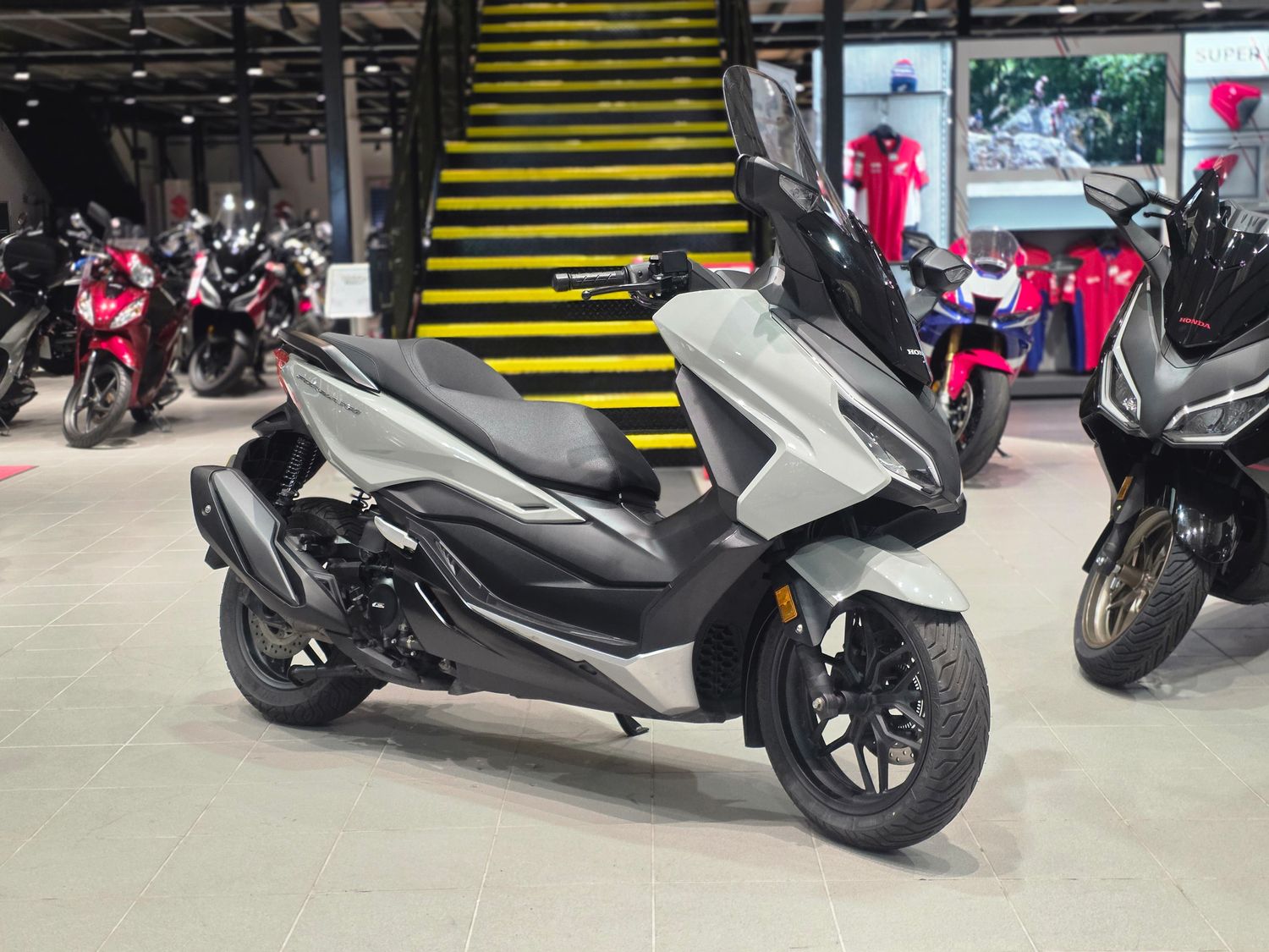 ** SOLD ** Honda NSS 350 Forza