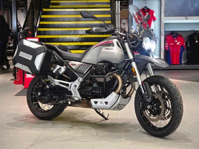 Moto Guzzi V85N Travel