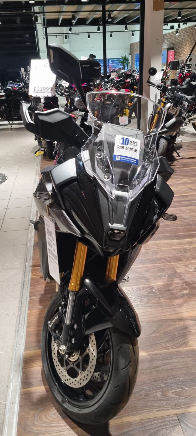 Suzuki GSX-S1000GX