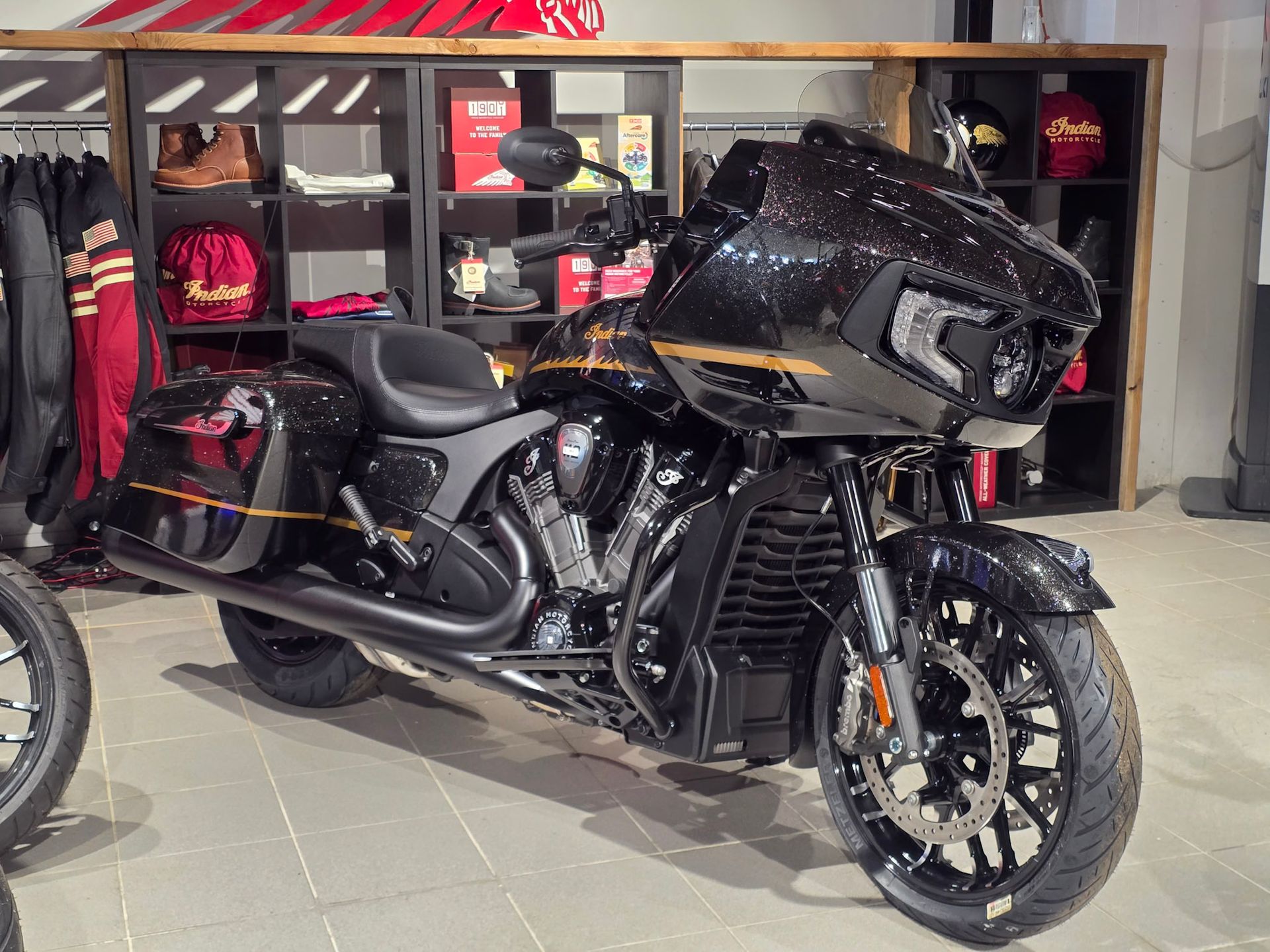 Indian Challenger Dark Horse