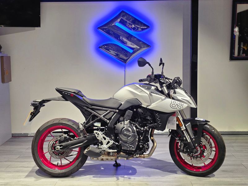 Suzuki GSX8S