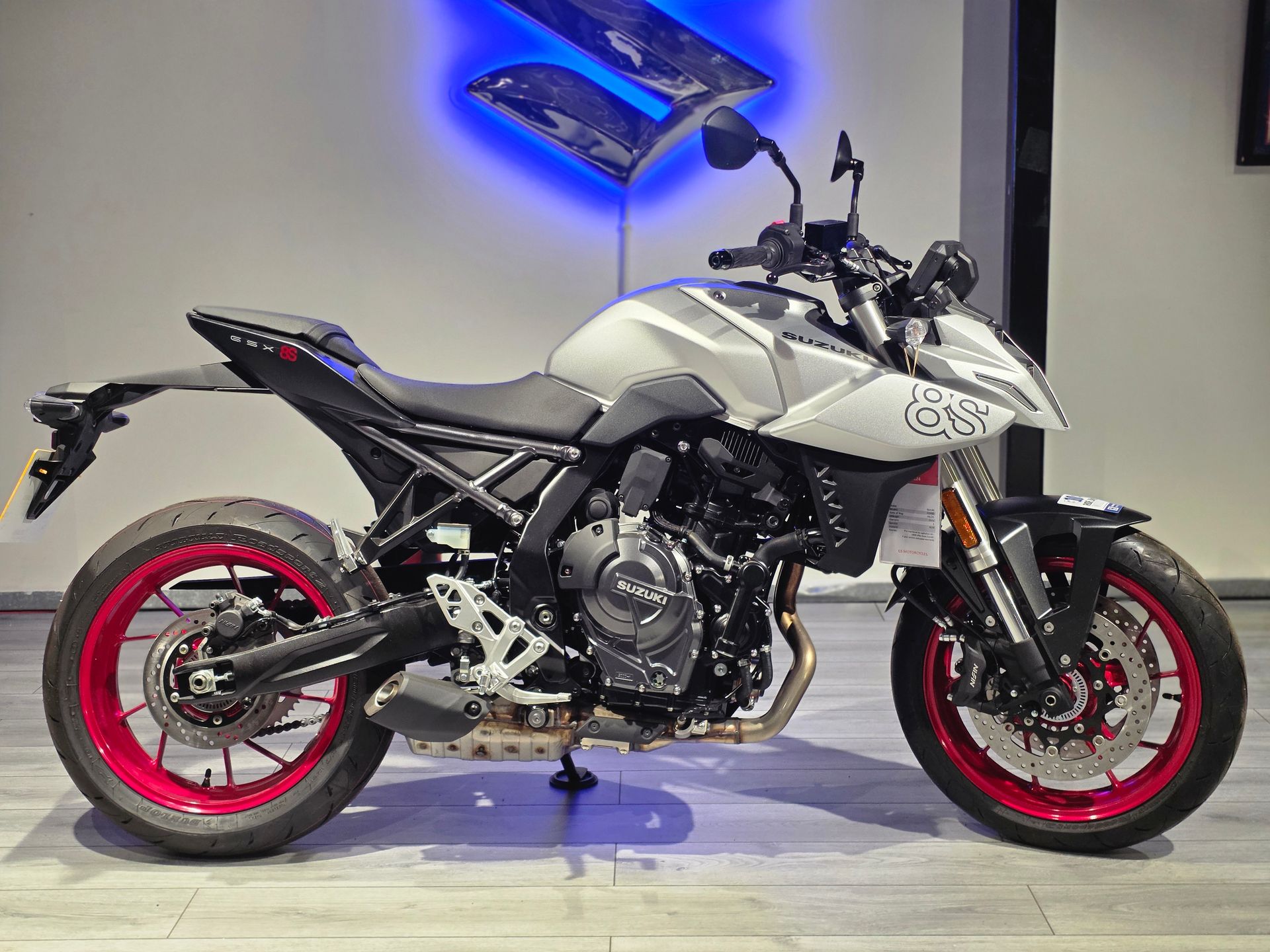Suzuki GSX8S