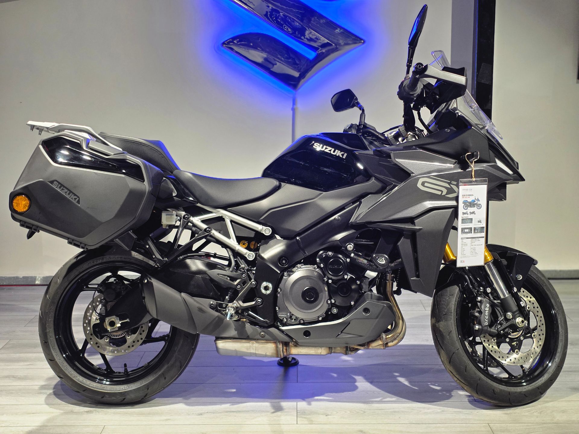Suzuki GSX-S1000GX+