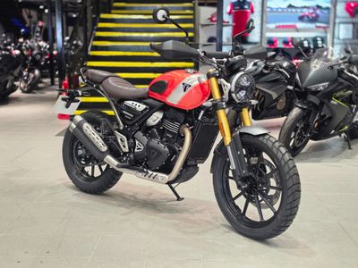 Triumph Scrambler 400X