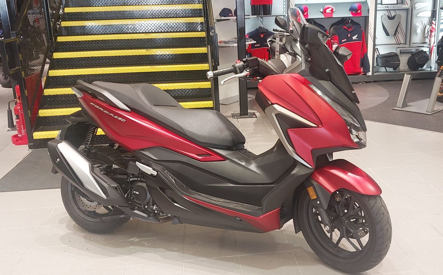 Honda Forza NSS350