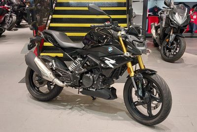 BMW G310 R BMW G310 R