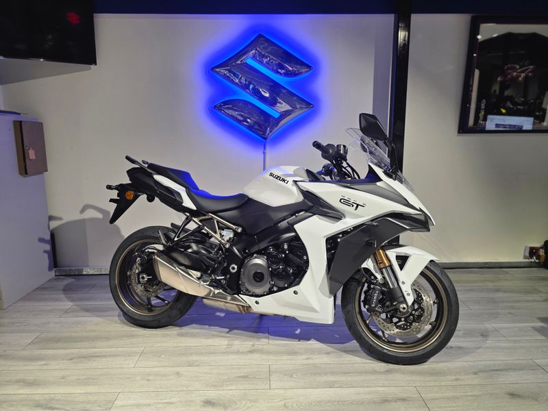Suzuki GSX-S1000GT