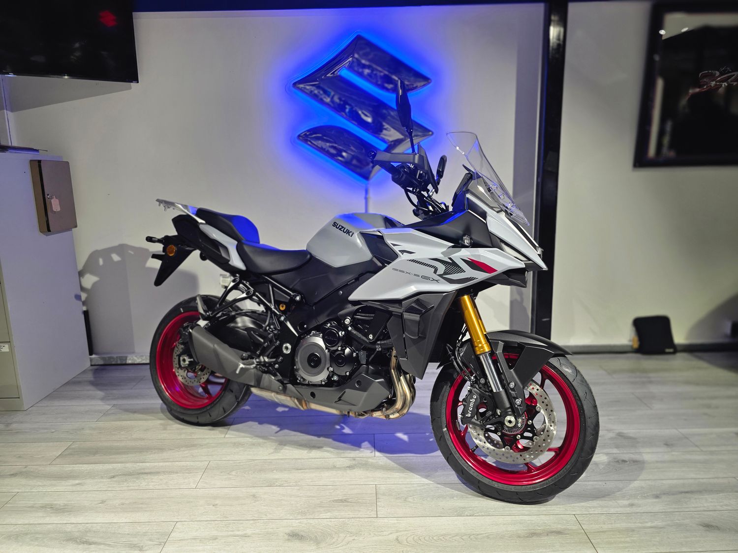 Suzuki GSX-S1000GX