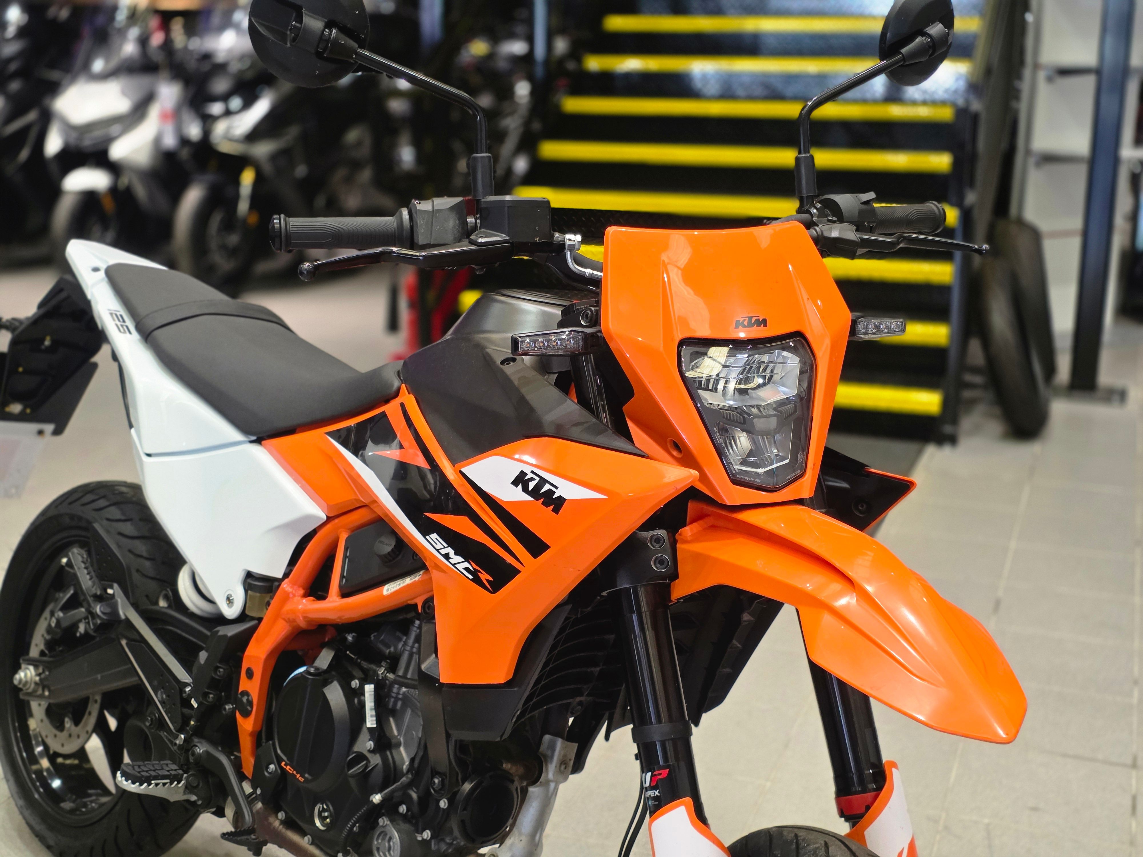 KTM SMCR 125