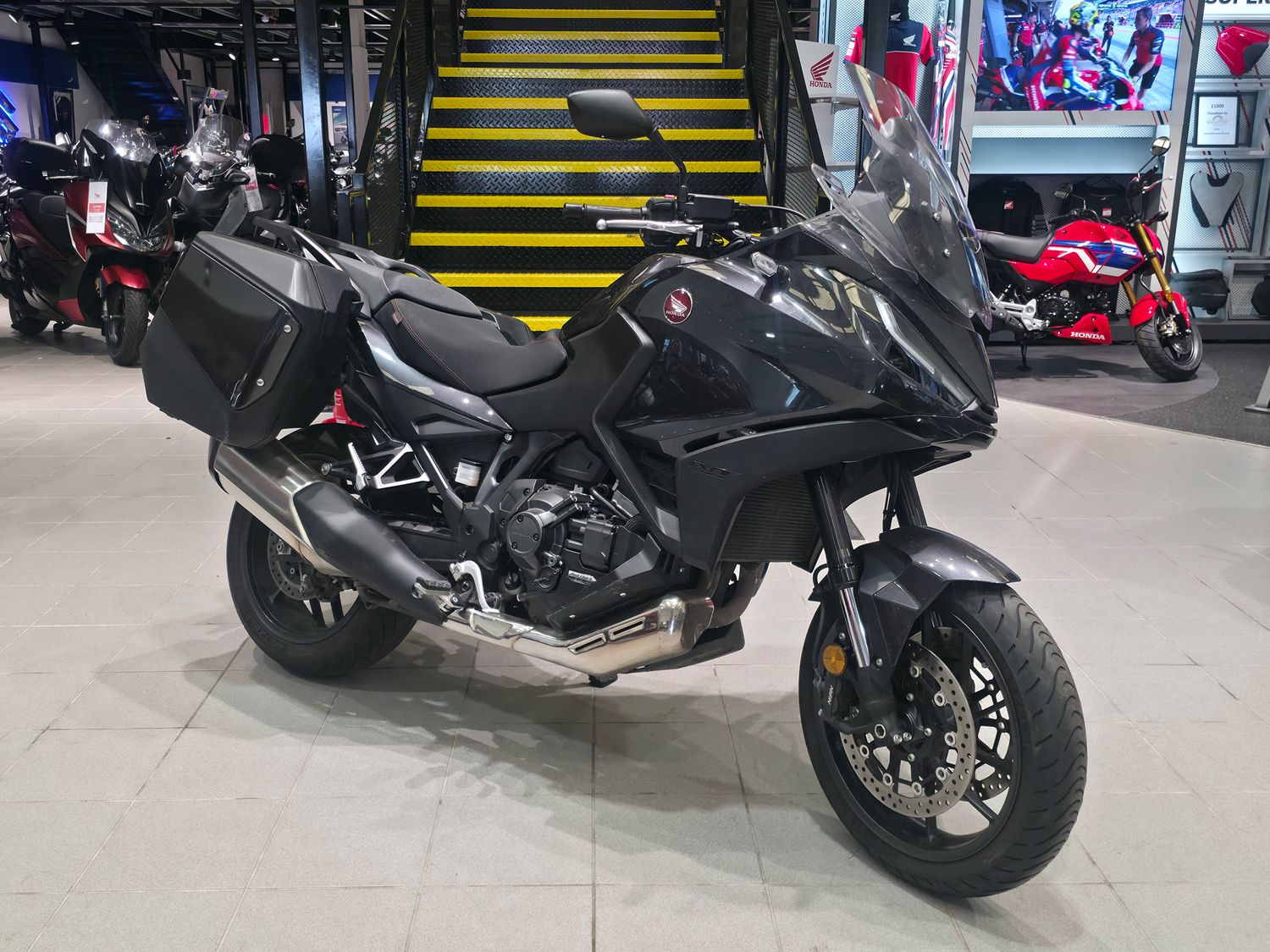 Honda NT1100 DCT