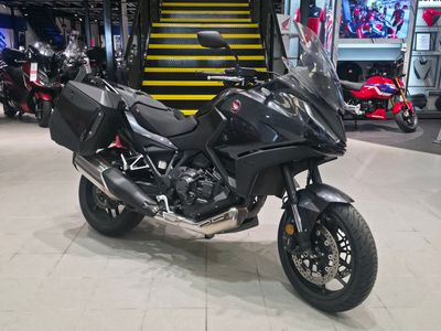 Honda NT1100 DCT