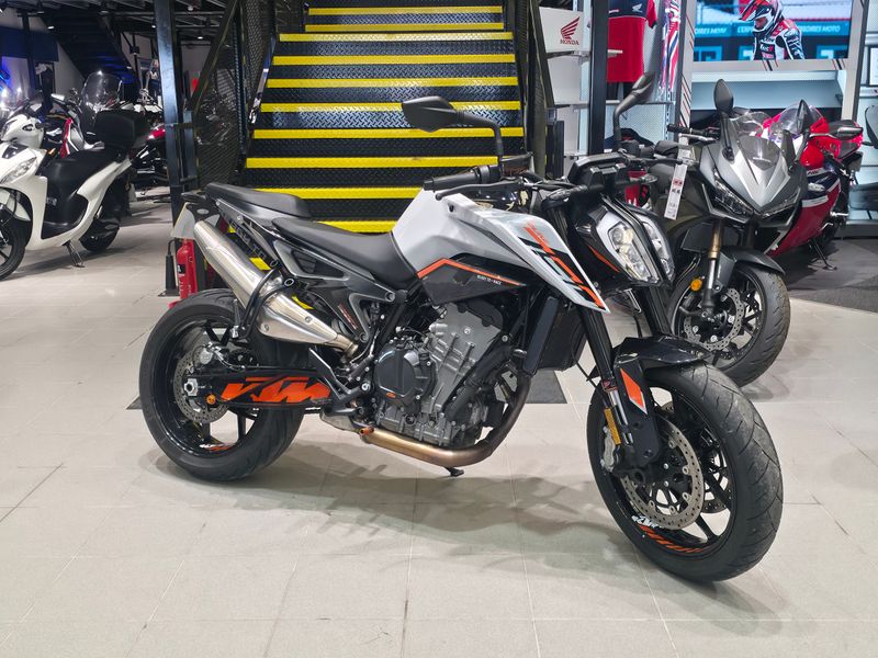 KTM 790 Duke