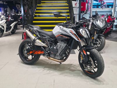 KTM 790 Duke