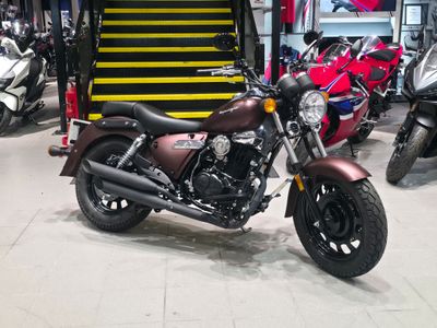 Keeway Superlight 125