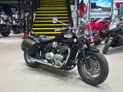 Triumph Speedmaster Stealth Edition Triumph Speedmaster Stealth Edition