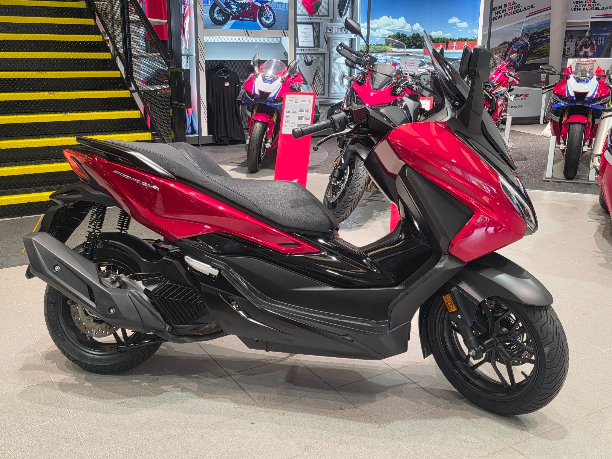 Honda Forza 125
