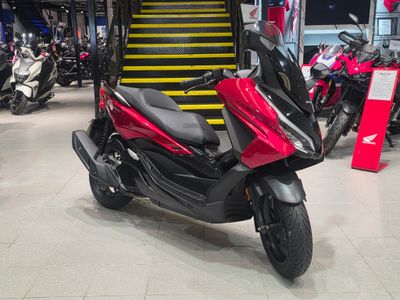 Honda Forza 125