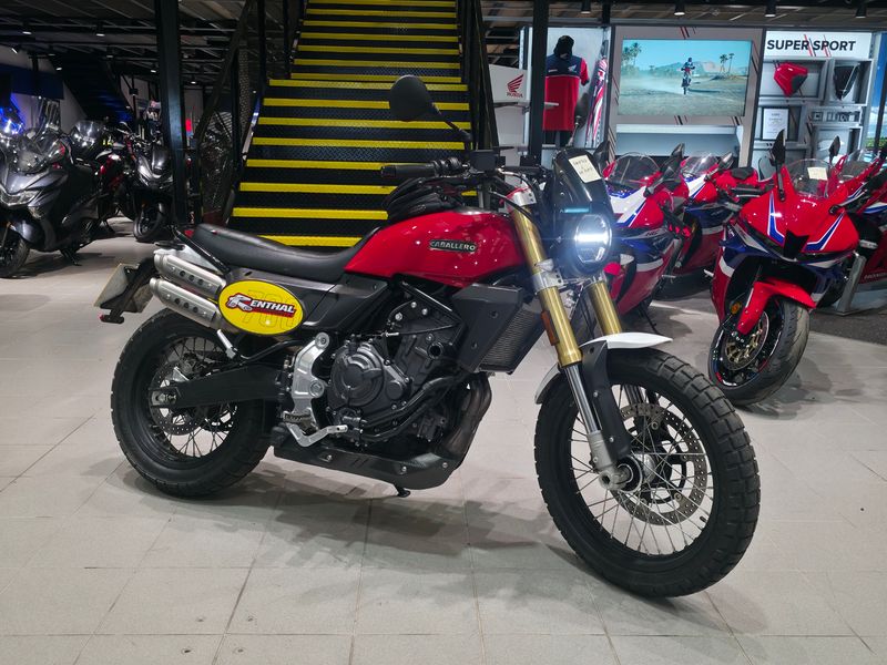 Fantic 700 Caballero Scrambler