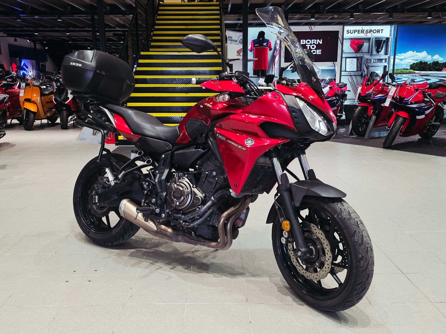 Yamaha MT-07 Tracer