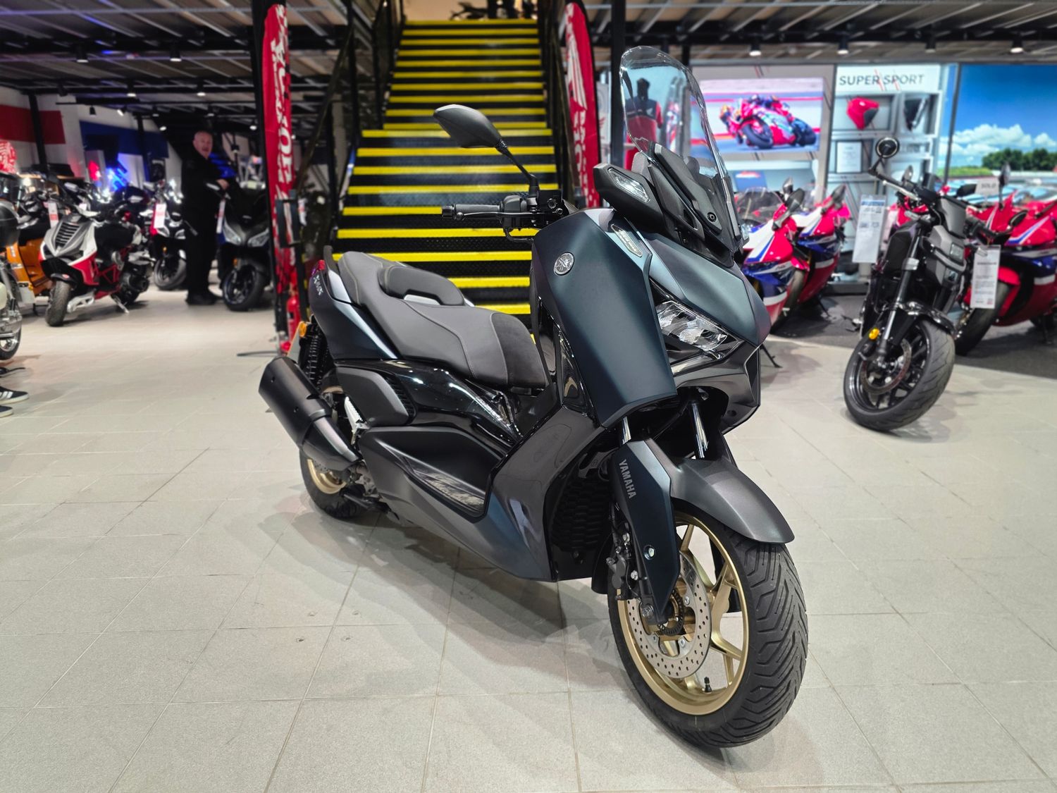 Yamaha X-MAX 300