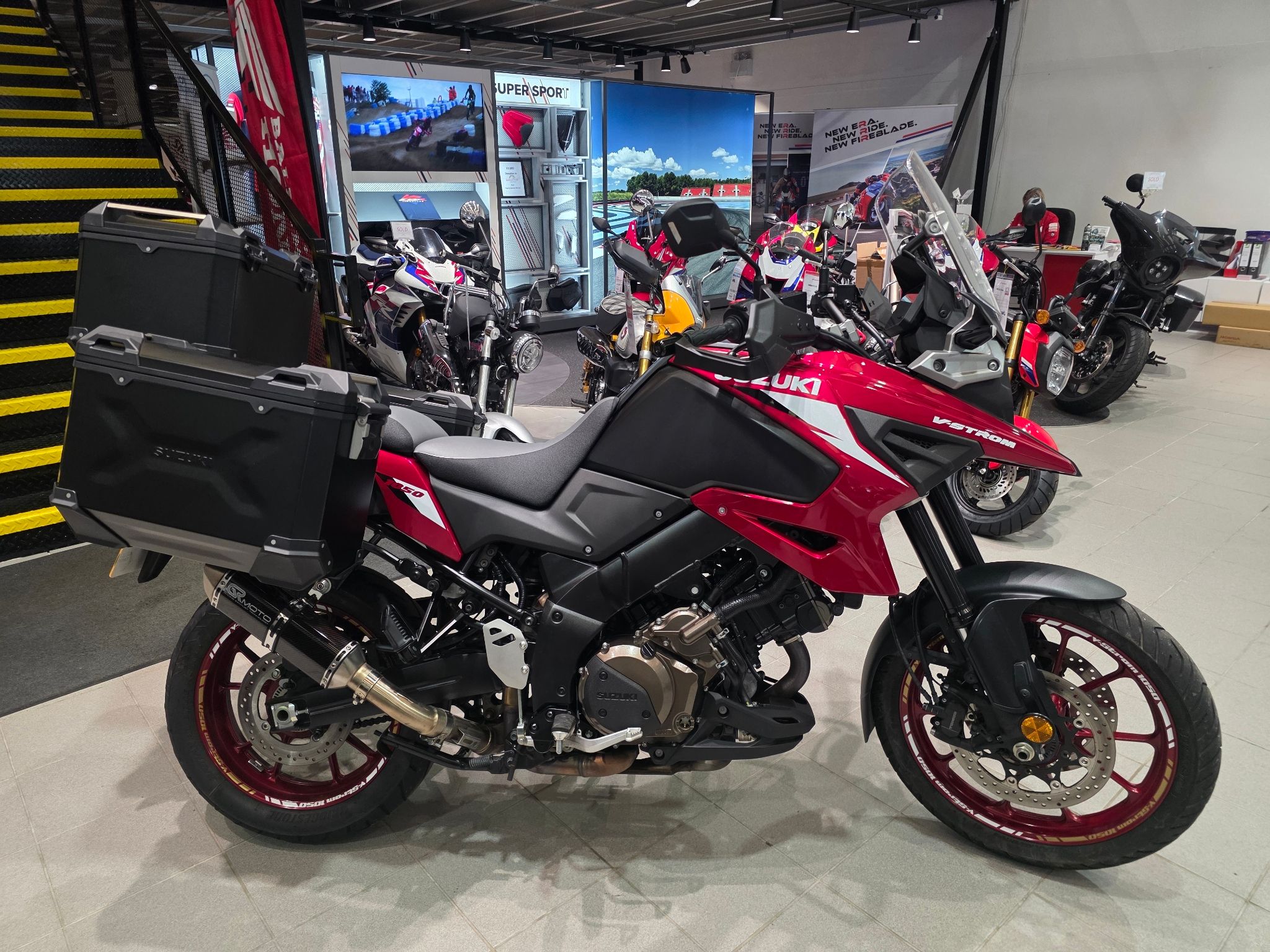 Suzuki DL1050