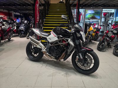 MV Augusta Brutale 1090RR