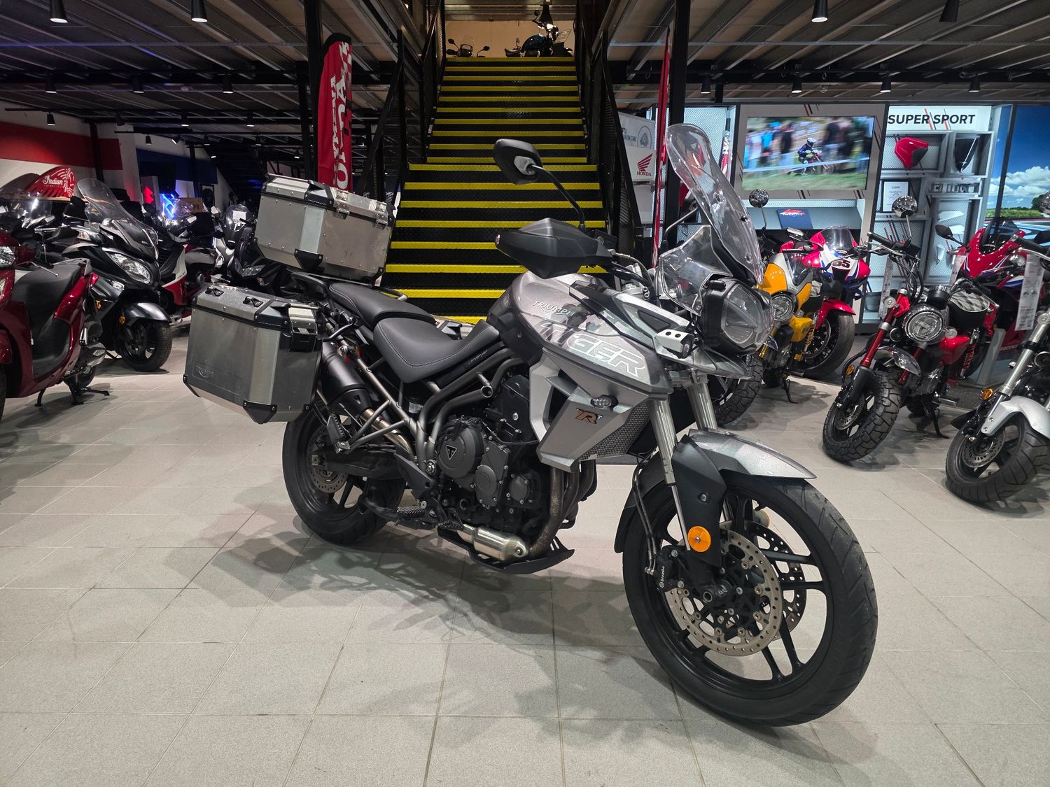 Triumph Tiger 800 XRT