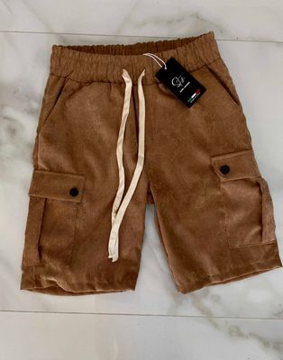 Pantaloncini cargo a costine marroni