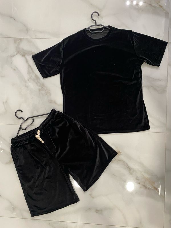 Completo in ciniglia liscia Duca Homme pantaloncini e maglietta
