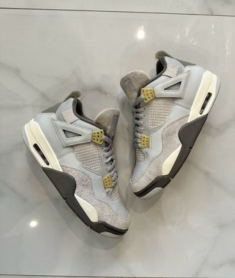 Jordan 4 Craft Photon Dust