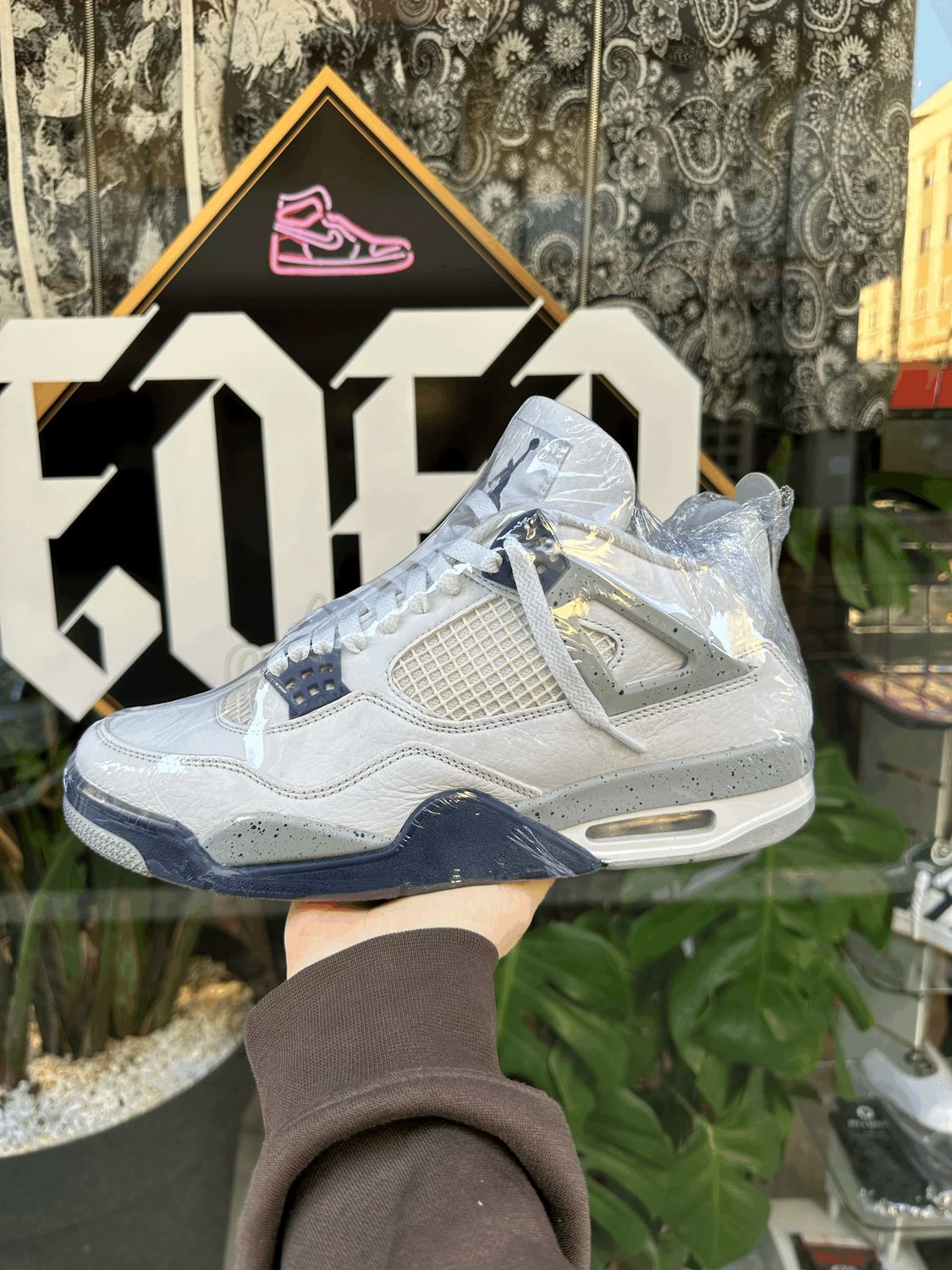 Jordan 4 retro Midnight Navy
