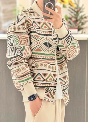 Felpa Girocollo sartoriale ricamata Fantasia