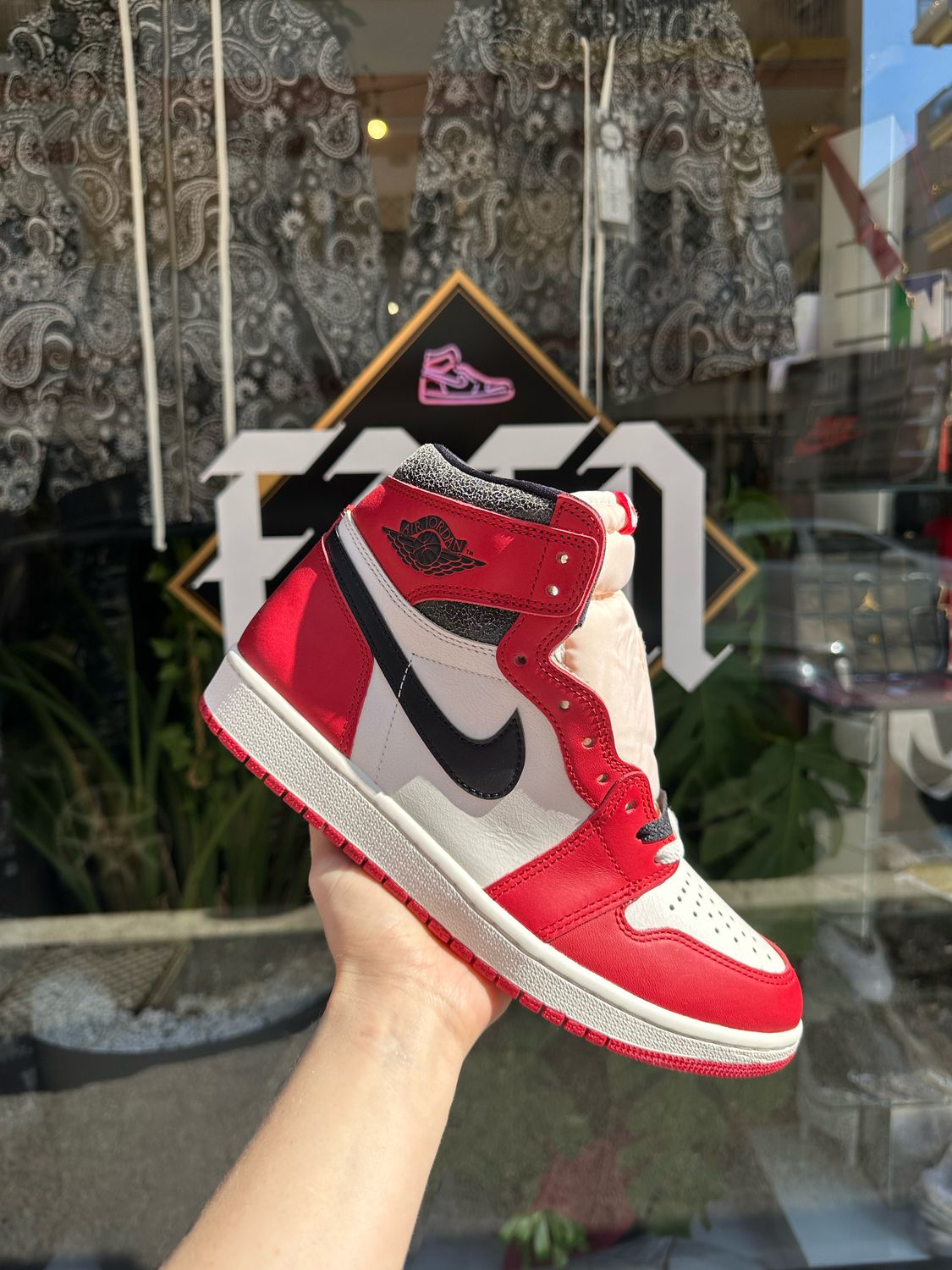 Jordan 1 Retro High OG Chicago Lost and Found