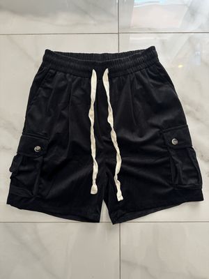 Pantaloncini cargo oversize con tasconi