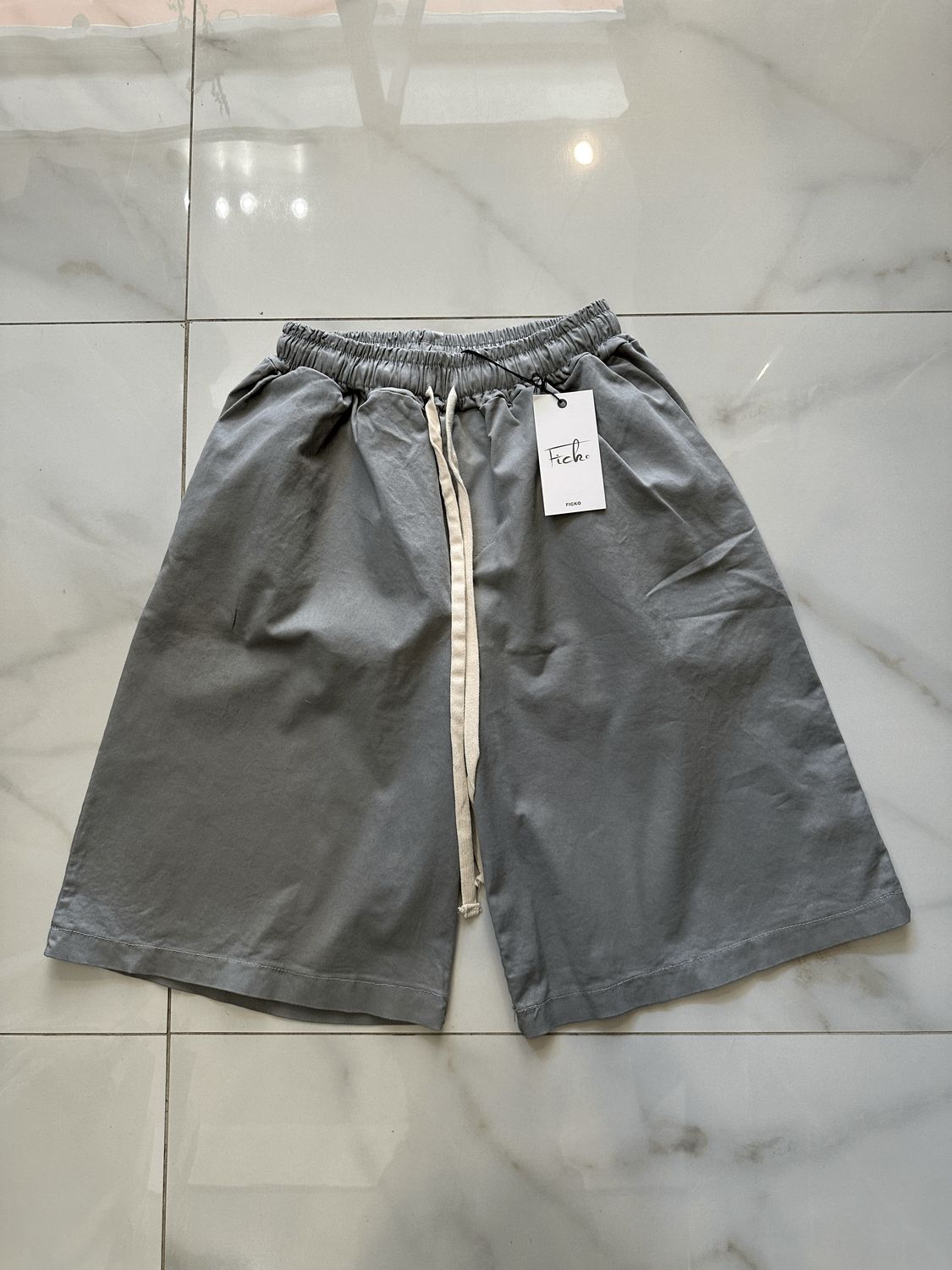 Pantaloncini cargo over premium quality in cotone grigio
