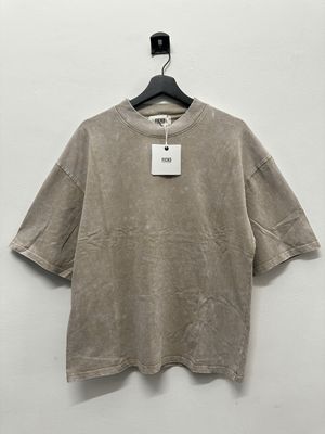T-shirt oversize slavata collo alto Beige