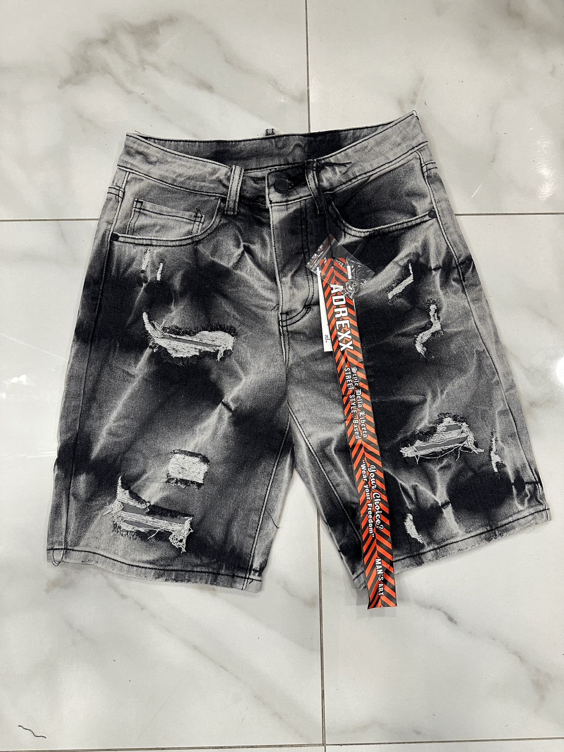 Pantaloncini Jeans strappi sfumato