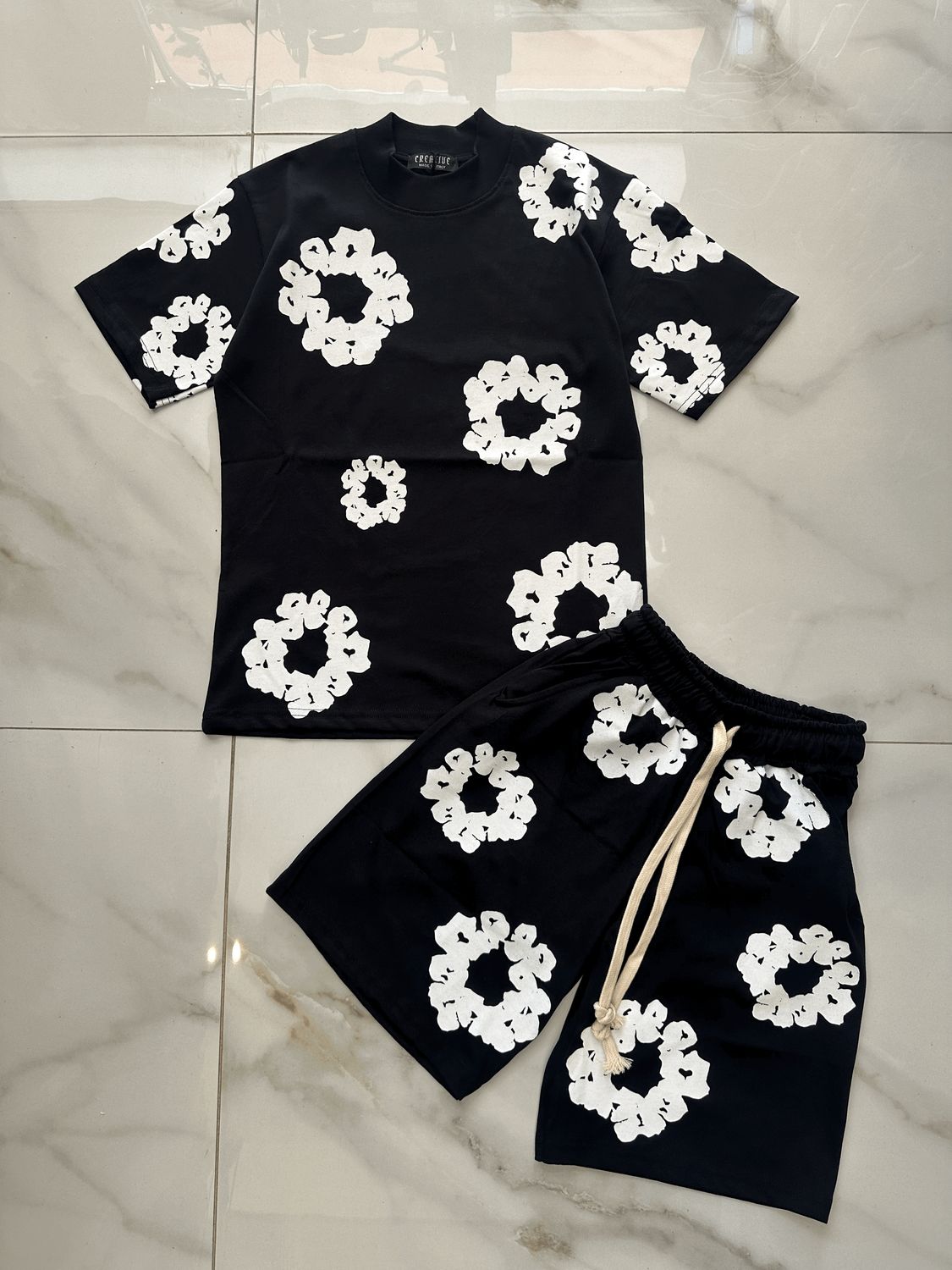 Completo &#39;denim tears&#39; nero T-shirt e pantaloncini BAMBINO