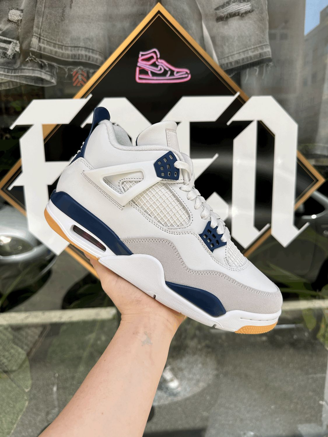 Jordan 4 Retro SB Navy