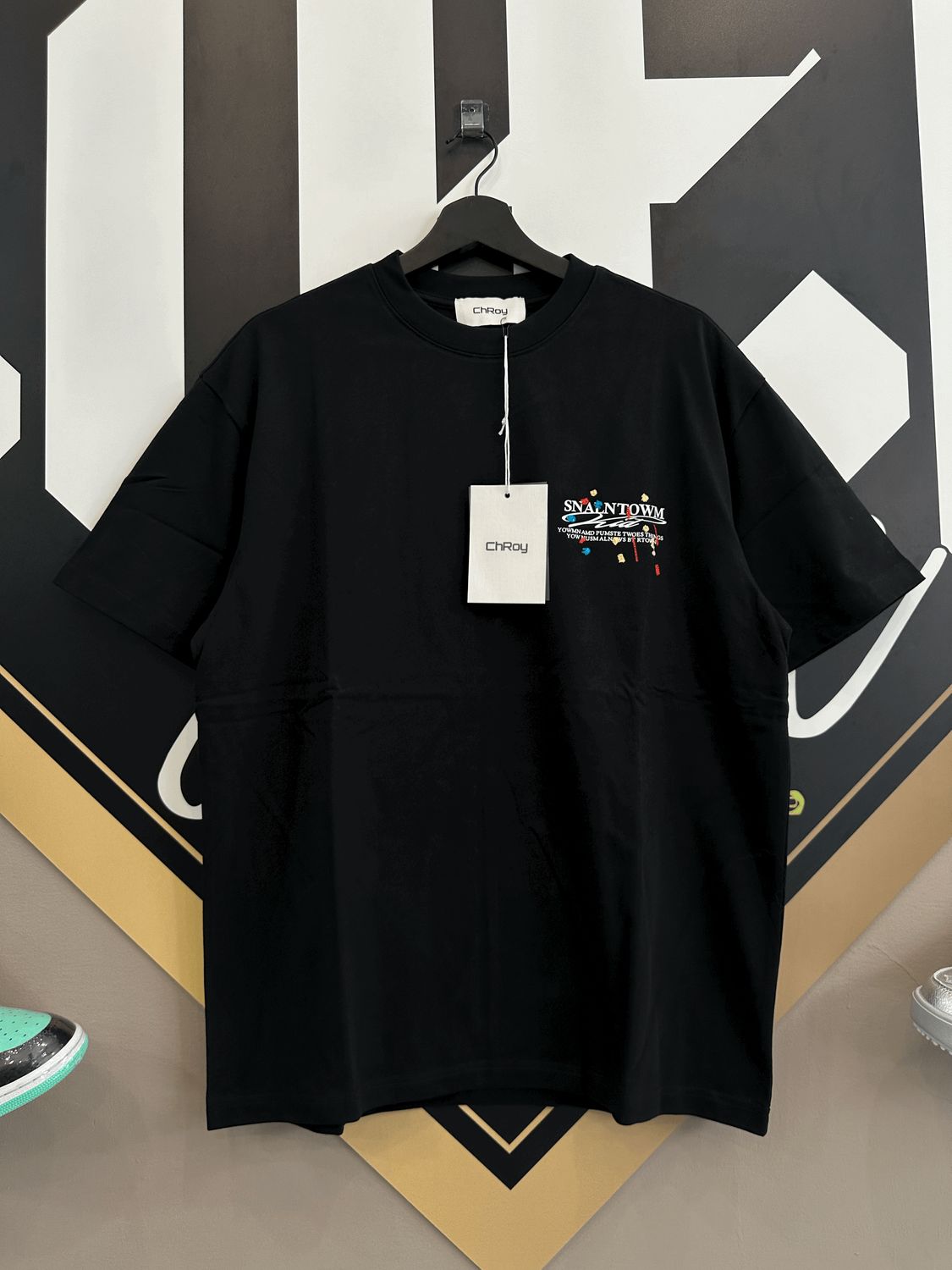 T-shirt PREMIUM &#39;SNTWM&#39; oversize Ricamata Nera
