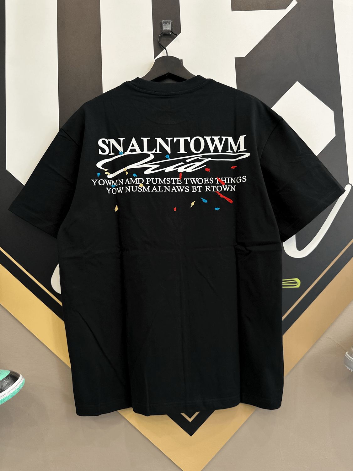 T-shirt PREMIUM &#39;SNTWM&#39; oversize Ricamata Nera