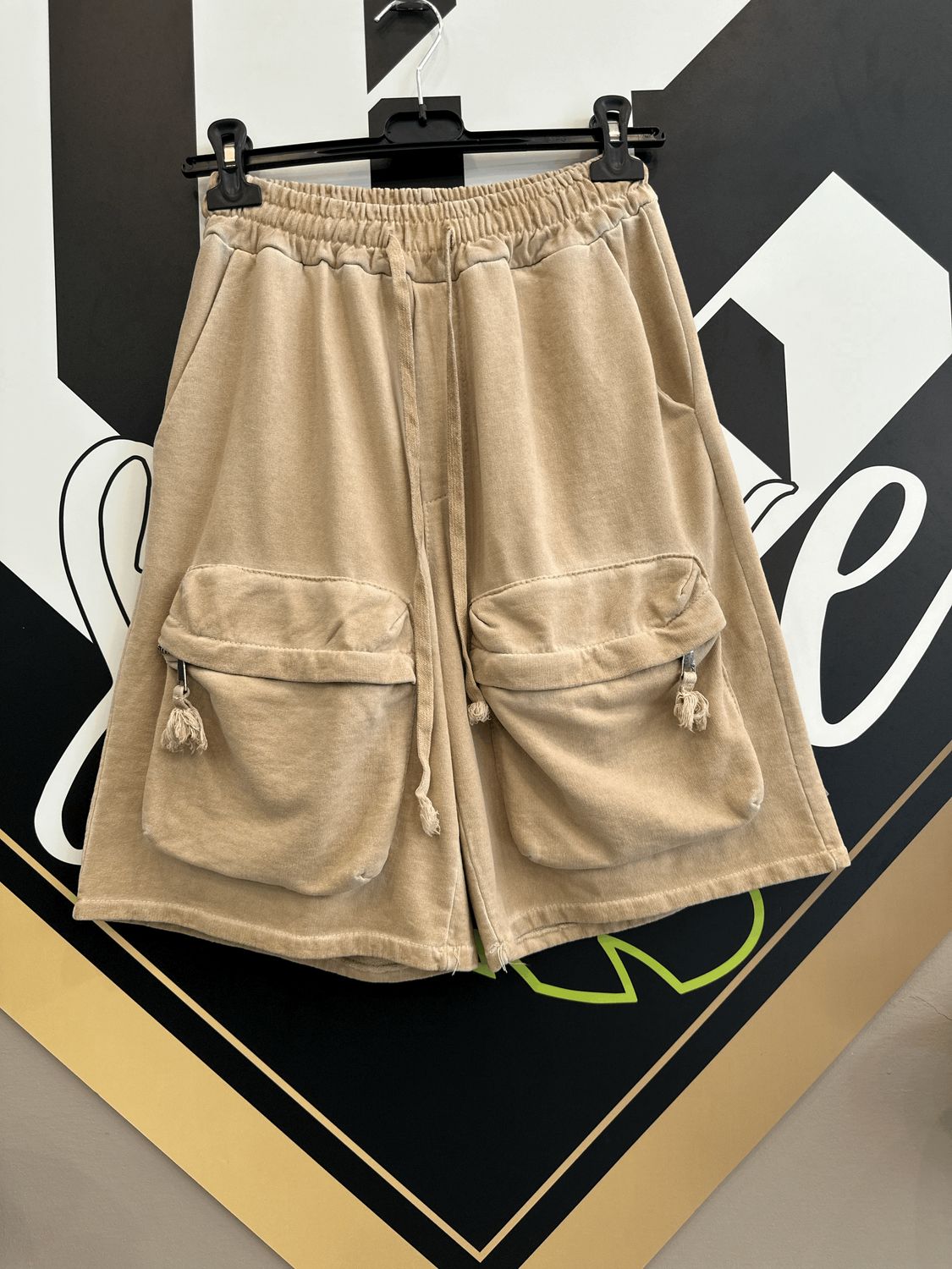 Pantaloncini oversize stone wash PREMIUM in cotone con tasconi frontali