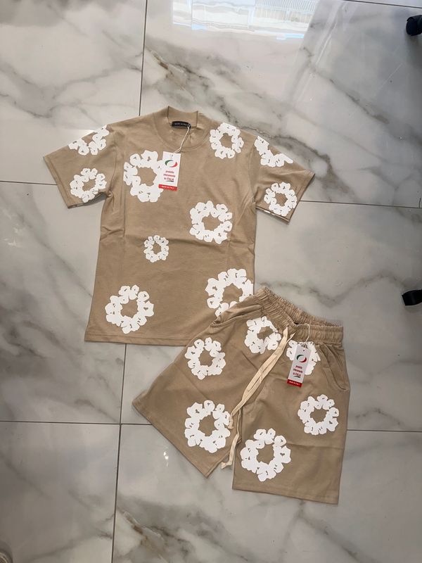 Completo beige T-shirt e pantaloncini BAMBINO